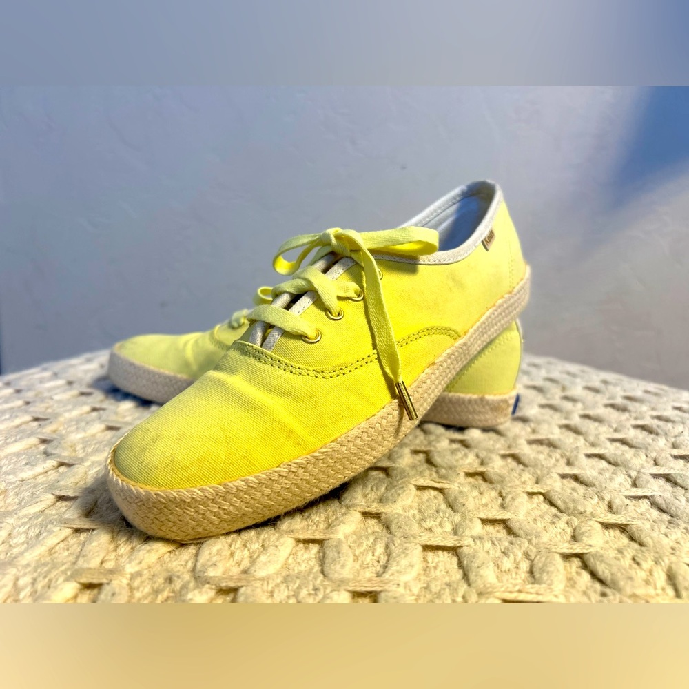 Yellow Sneakers colab with Kate spade ♠️